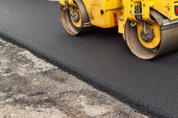 Best Driveway Paving Contractor  in Maugansville, MD